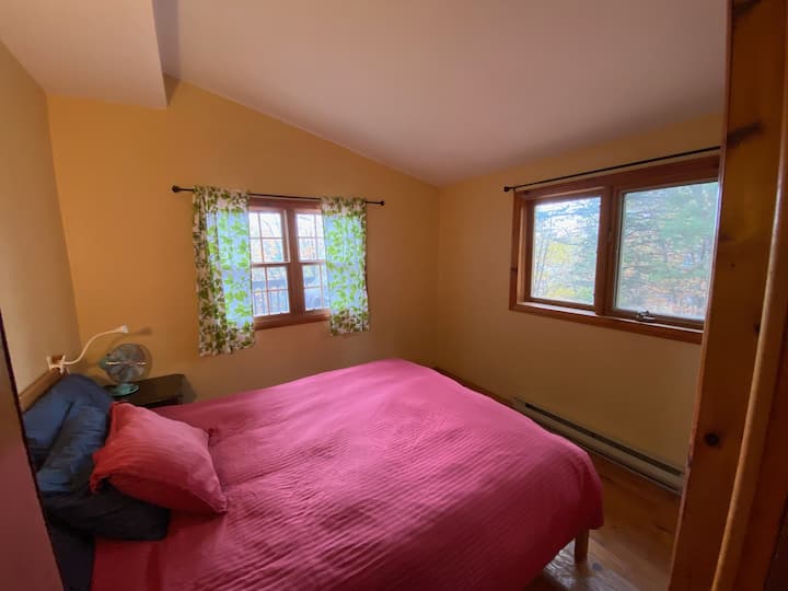 غرفة النوم الرئيسية. 