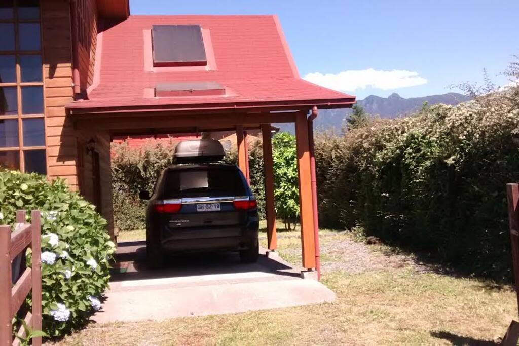 Amplios estacionamientos