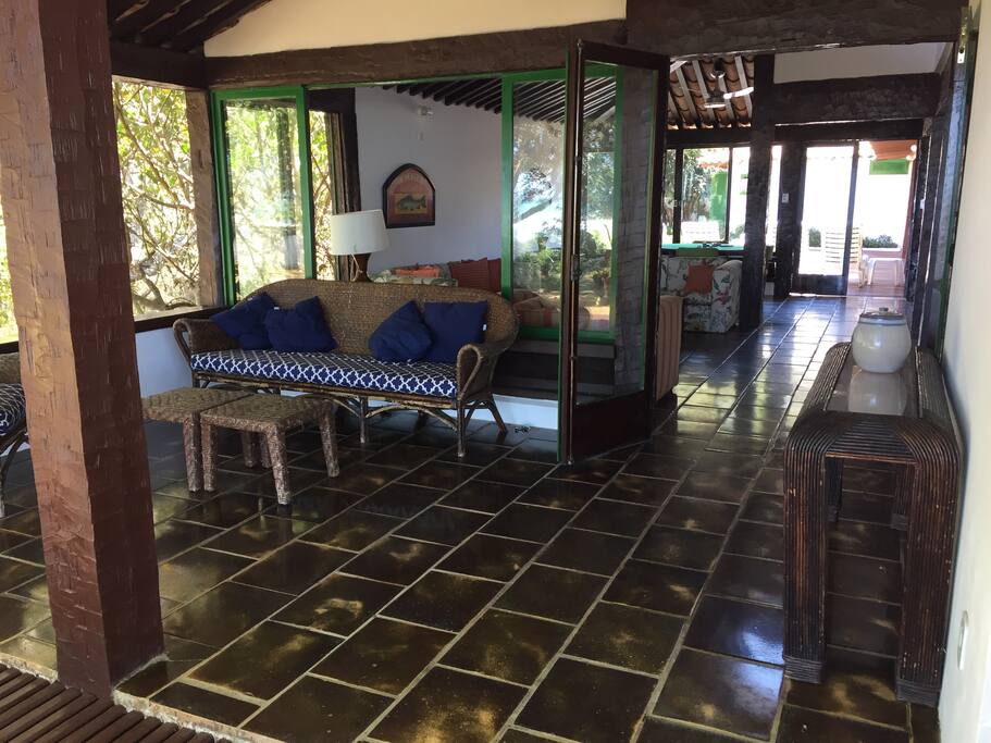 Varanda da frente da casa