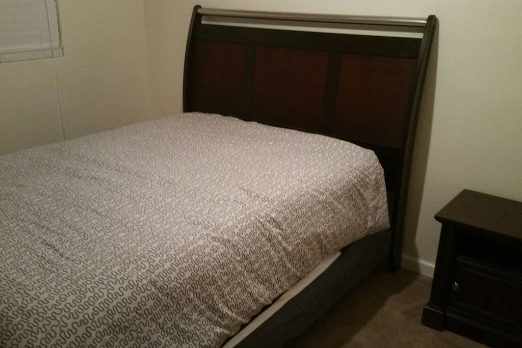 Queen size bed