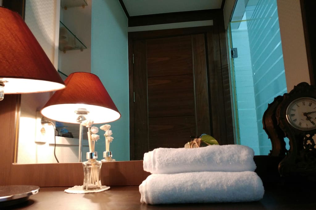 Powder room and toilet. You can use toilet in living room.