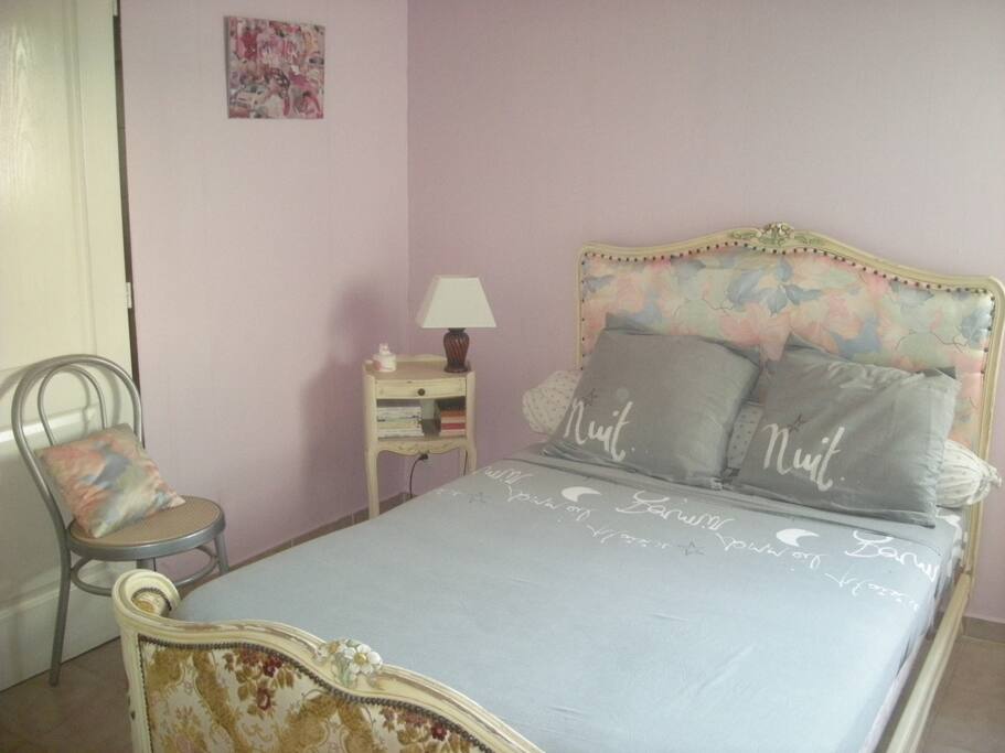 Chambre avec balcon