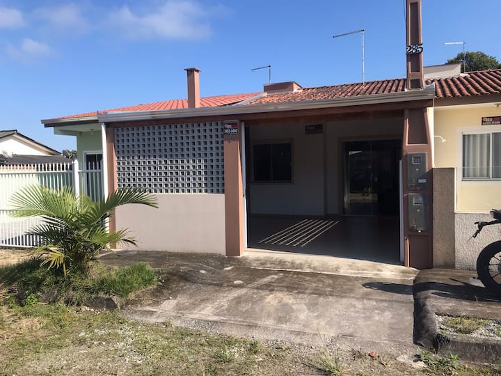Casa De Hóspedes, Praia Matinhos Pr - Matinhos