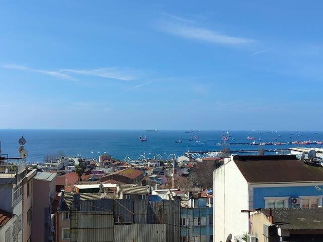 Deluxe 3 bedroom Sea Wiew apart gallery image 2