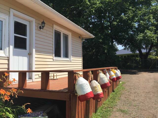 Beach paradise just a click away gallery image 3