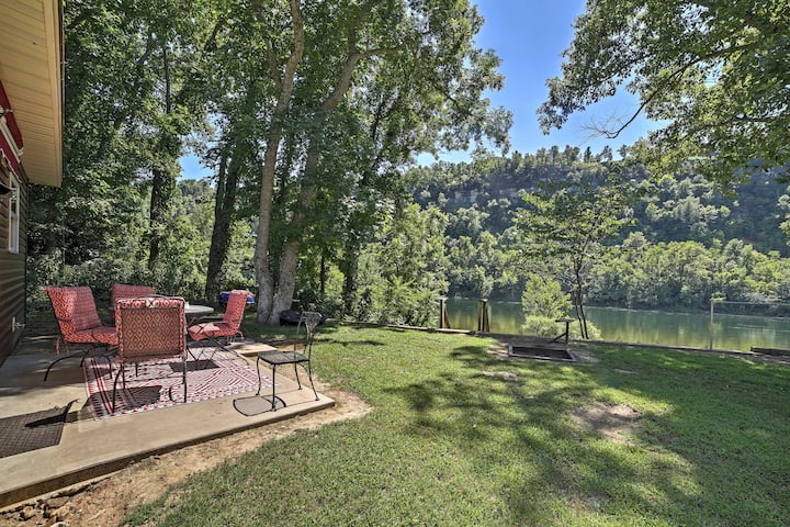 Luxury Retreat w/ Patio, Directly on White River