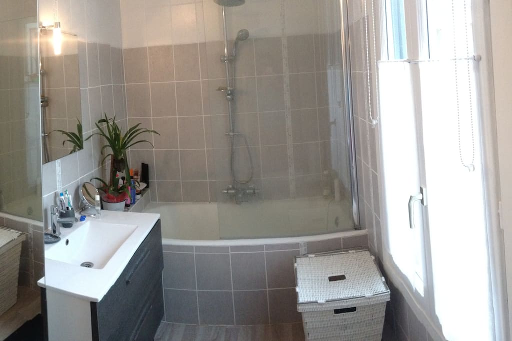 Luminous bath room