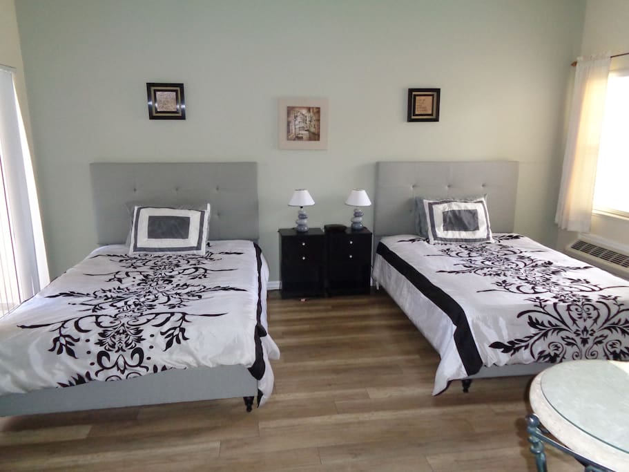 ... with two big queen size beds
