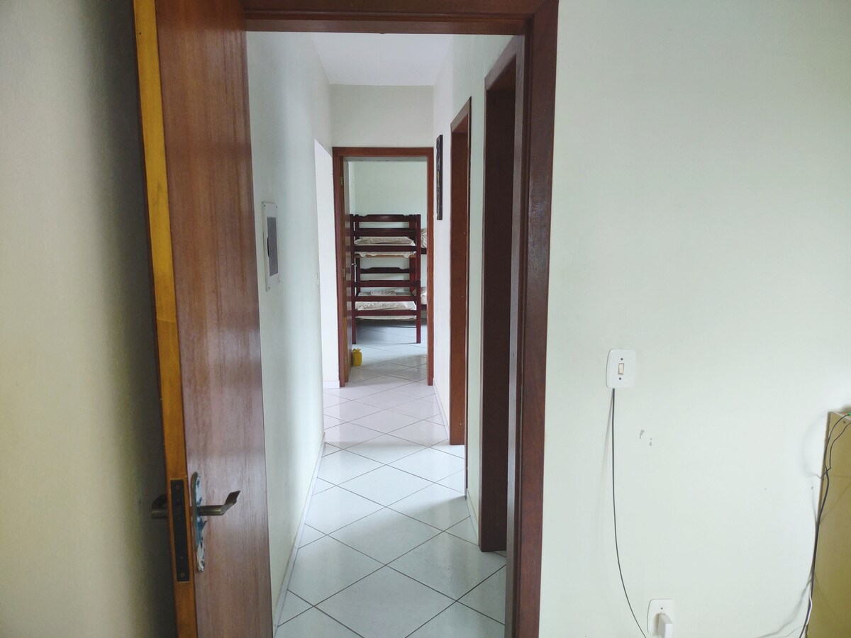 Hallway (bedrooms, bathroom)