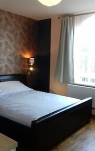 Aérostudio Charleroi (Studio proche de l'aéroport)