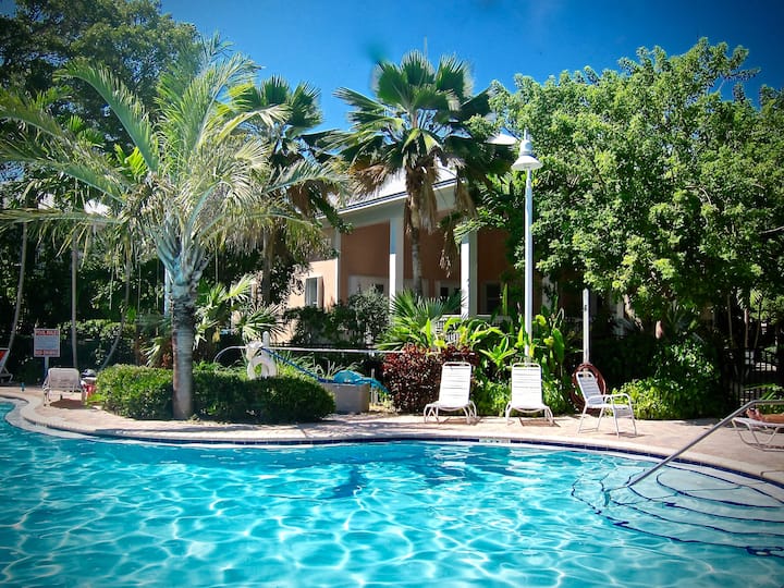 Sparkling clean. Newly Updated Family Friendly Townhouses for Rent in