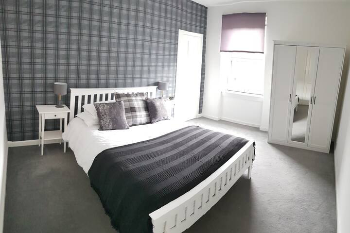 Bespoke Tours Accommodation – Edinburgh