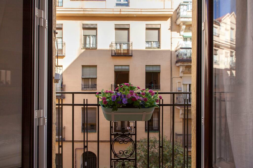 Balcón a la calle