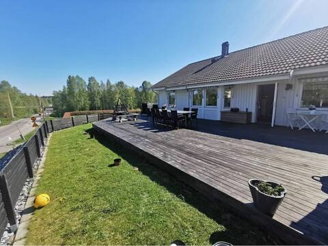 Villa B.
