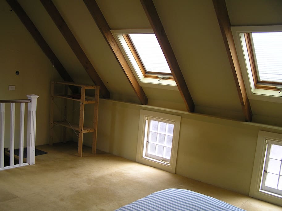 spacious 6m bedroom, freshly painted