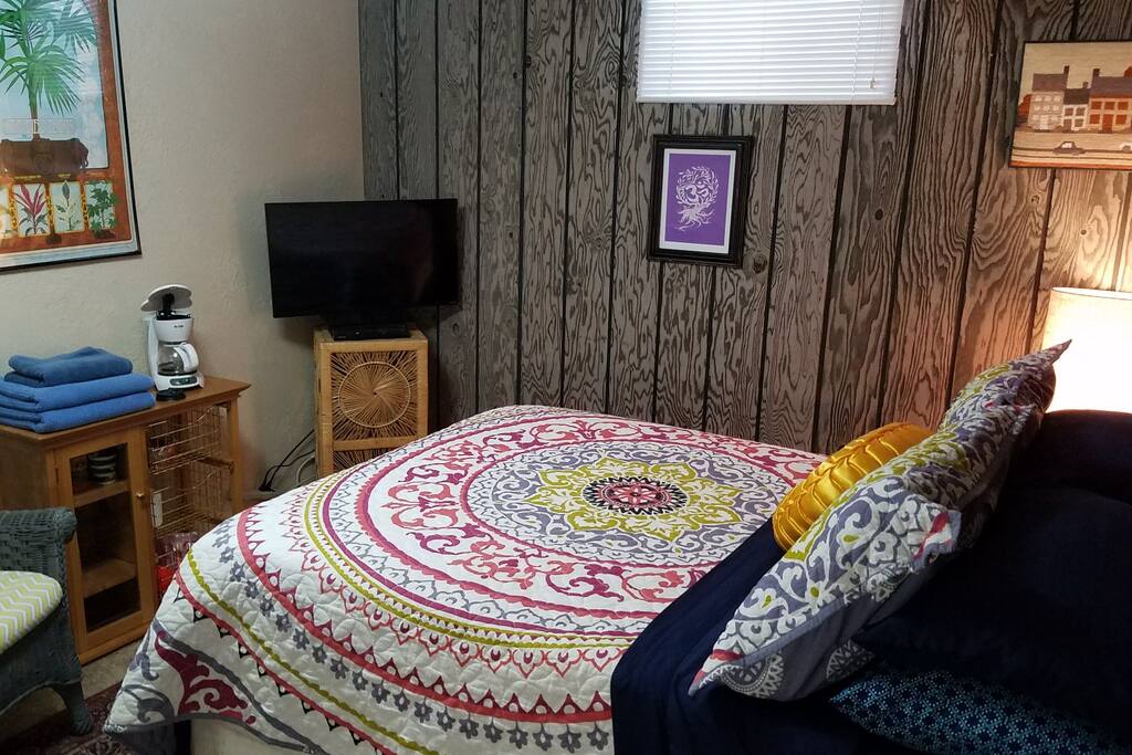 In suite TV/DVD, coffee maker and storage