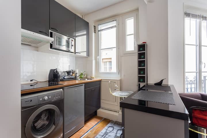 Cosy 2 rooms Oberkampf