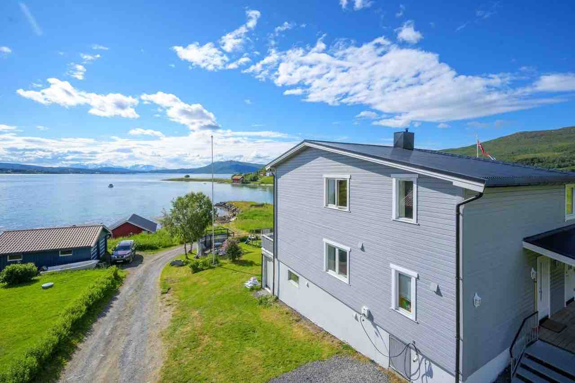Entire house with amazing views