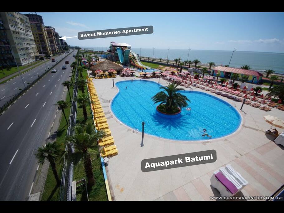 дом размещен около аквапарка // house is located near the aquapark
