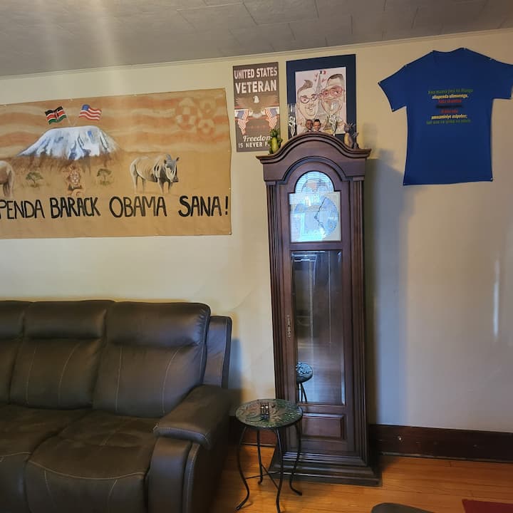 Uss Emerald Isle Of The Seven Seas (Nice 2-bedroom Home With Parking) - South Bend, IN