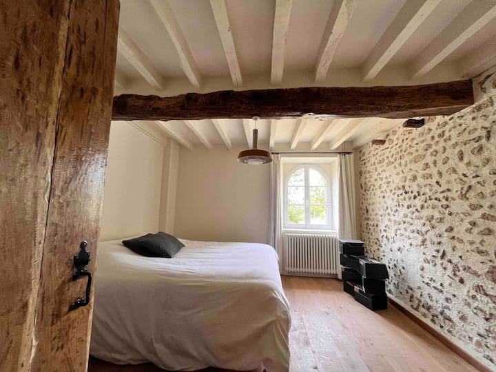 ห้องชั้นล่าง 