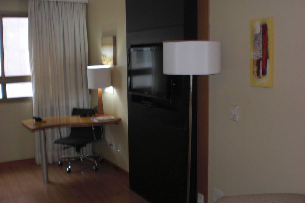 sala com mesa