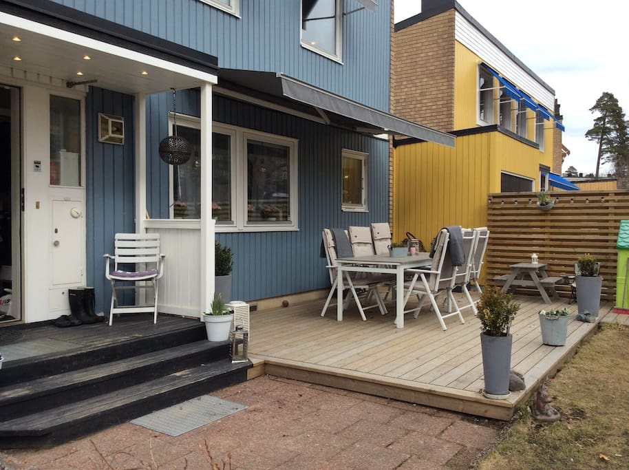 Framsidan med uteplats