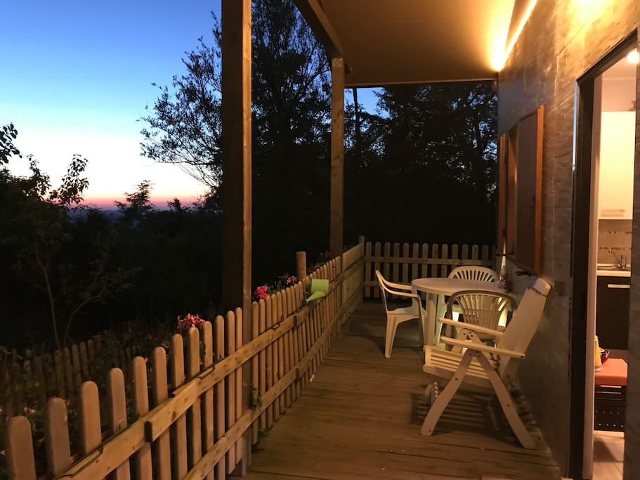 Veranda al tramonto