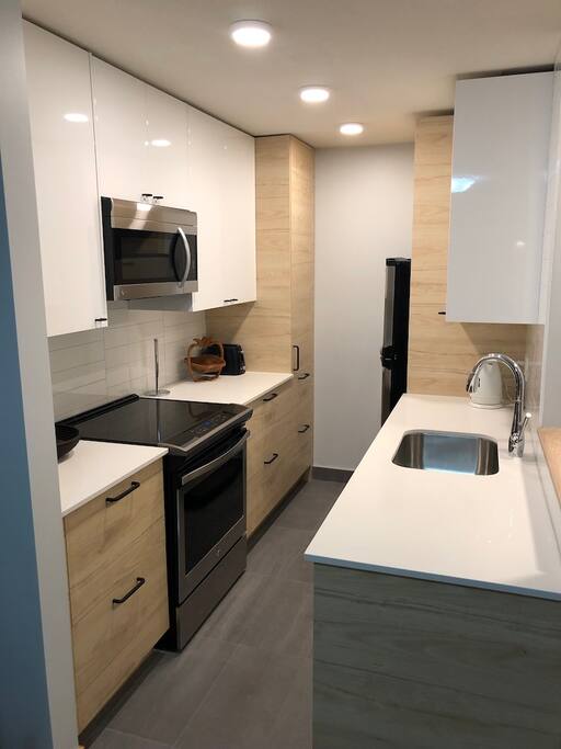 Kitchen, stainless steel appliances, quartz countertops, full renovation completed in November 2018