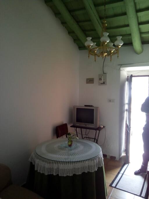 Salón, acceso a patio interior