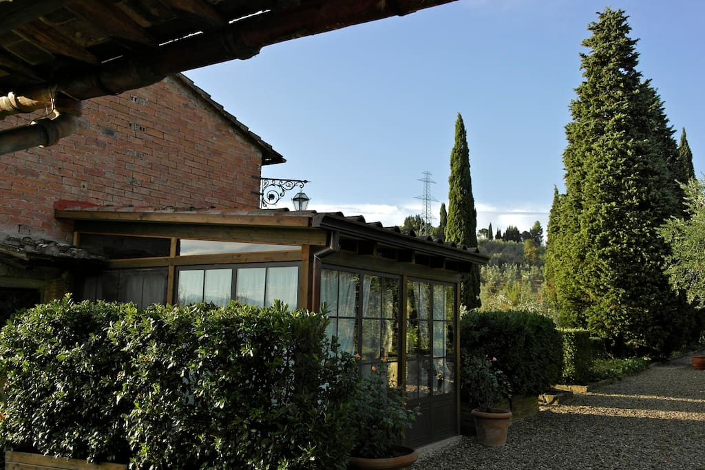 View of La Quercia Cottage with Conservatory