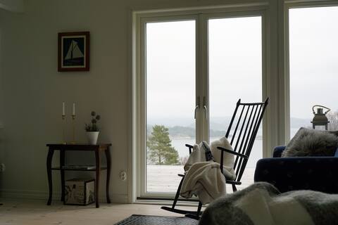 Popular Airbnb listing: Stylish cottage with panoramic views – built in 2013 in Orust