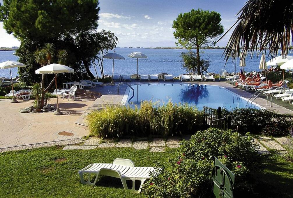 Piscine zona giardino