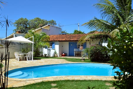 Charming house 200 m from Manguinho's Beach