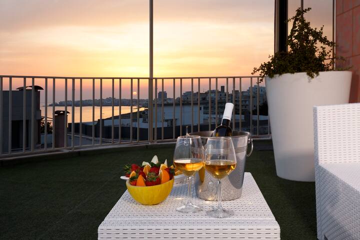 Attico ristrutturato fronte mare Gallipoli Salento gallery image 2