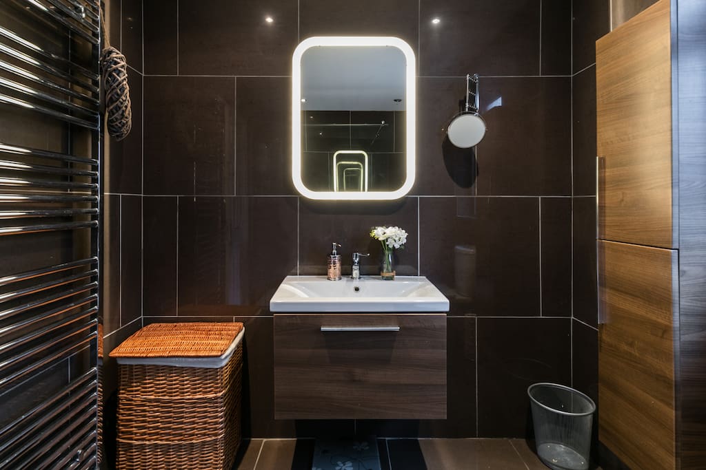 Illuminated Mirror