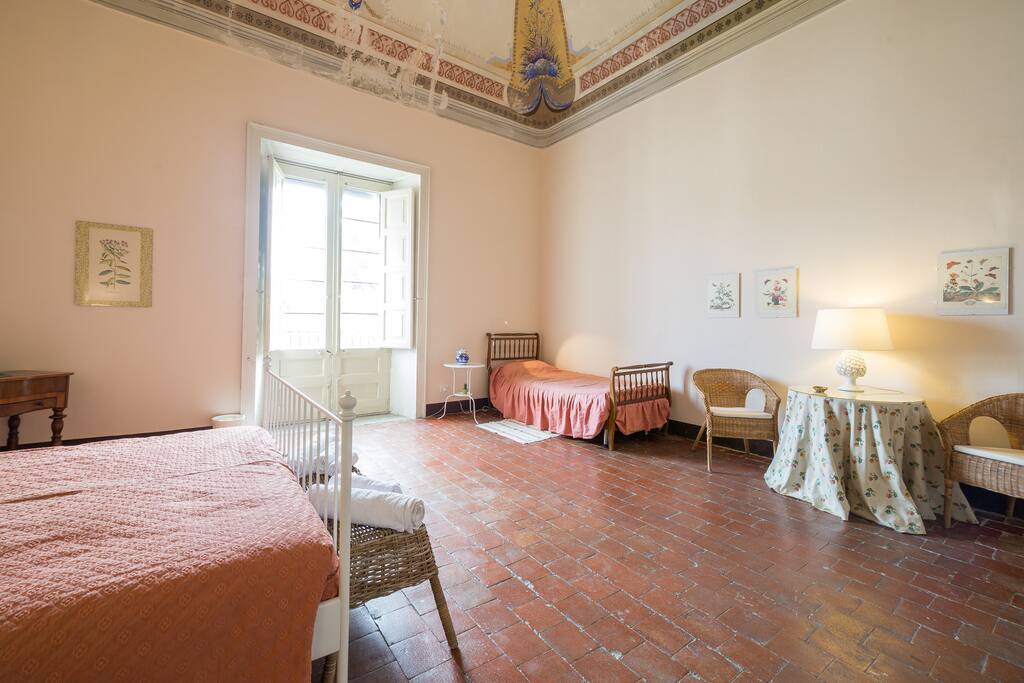 Maria room