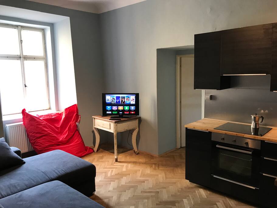 The living room (includes Apple TV with US VPN and Hulu and Netflix