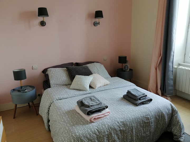 Habitación 1 .ª planta con vistas a Elorn 