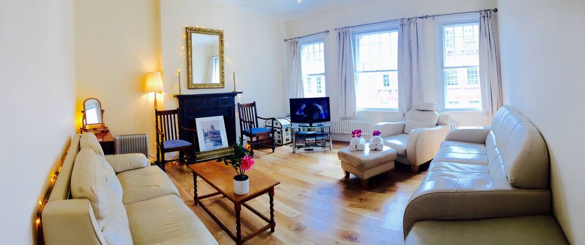 Amazing Apartment – Very Central gallery image 5