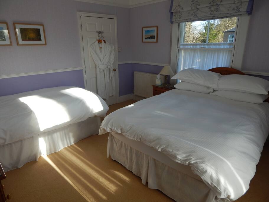 Family room - double and single bed - 2 adults (only) and 1 child- separate exclusive bathroom