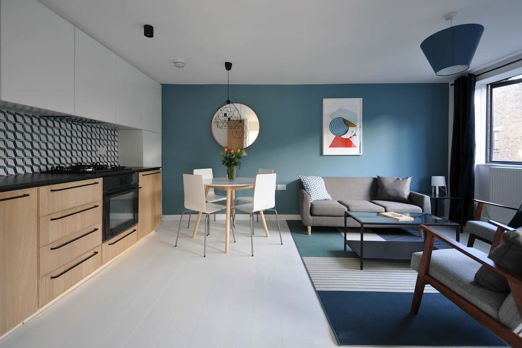 Open plan dining-living room