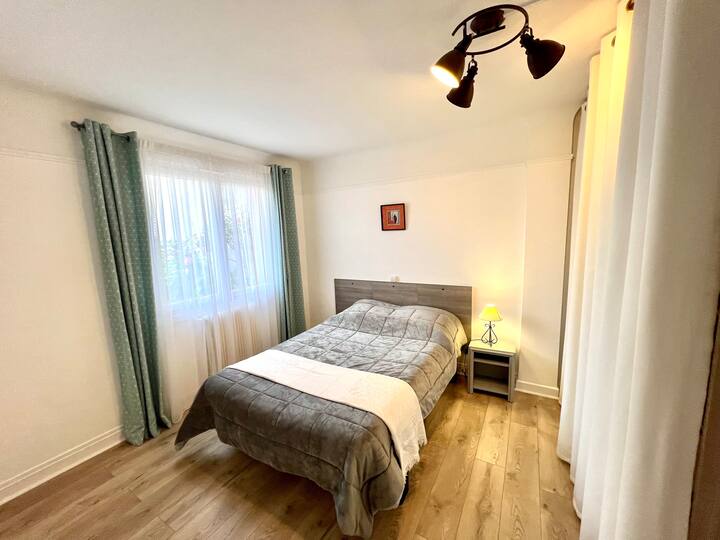 ห้องนอน 2
เตียงใหญ่ 140