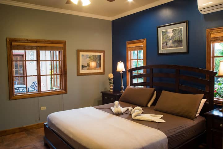 Chumba Mahiri cha Kulala (King)