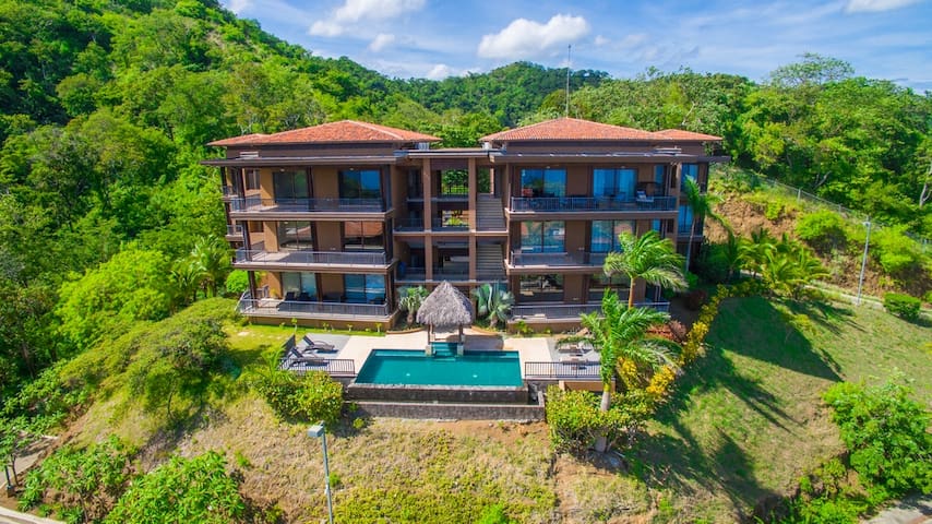 Breathtaking Ocean View Spacious 3 Bedroom 3 Bath