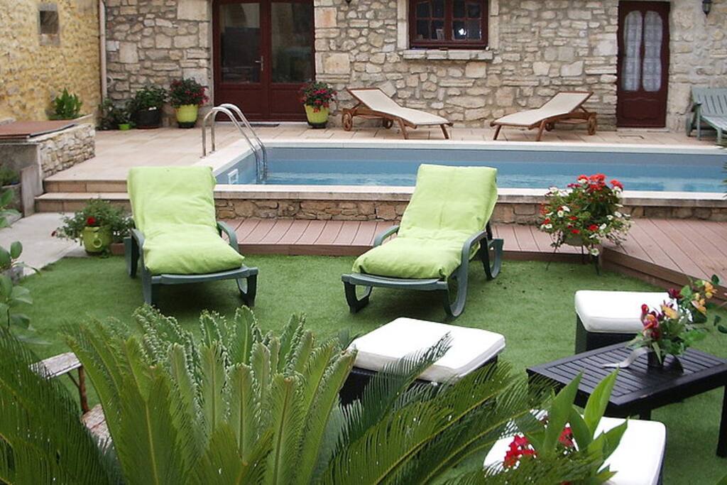 Patio intérieur et piscine