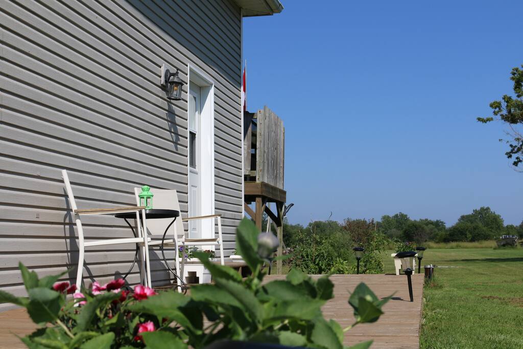 Private deck to enjoy the sunshine!