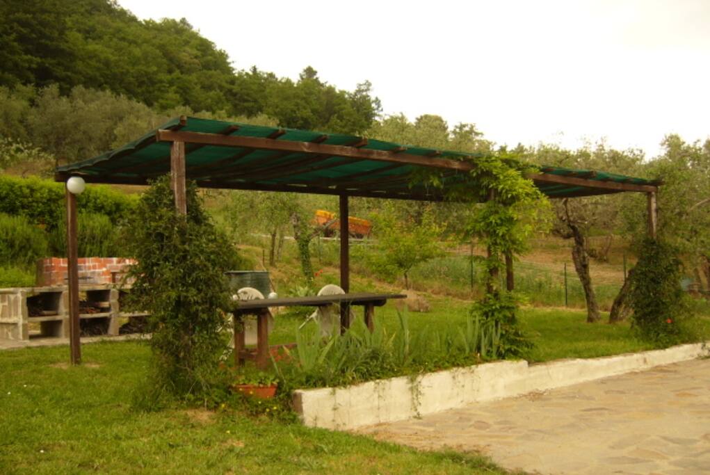Gazebo barbecue