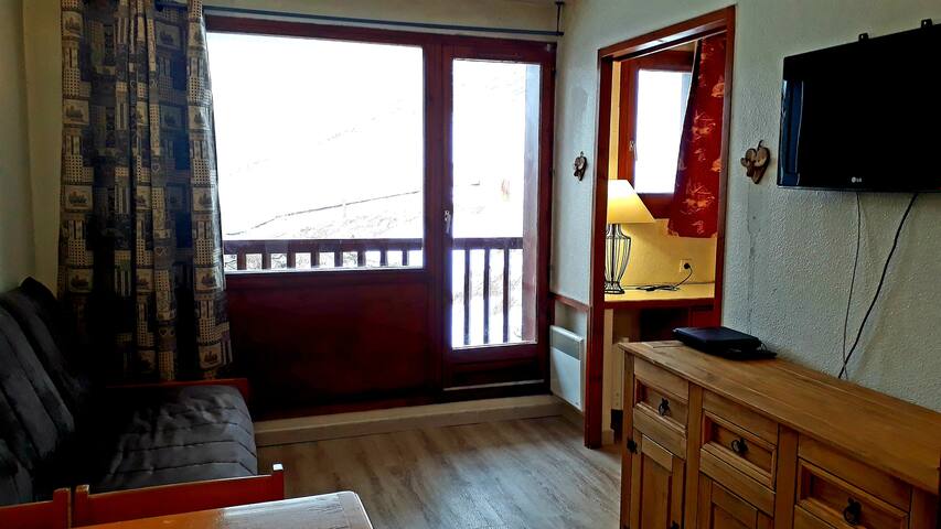 STUDIO+CABINE WIFI TIGNES 2200m  PIED DES PISTES
