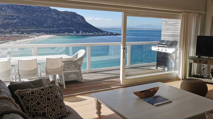 Surfwatch Villa gallery image 4